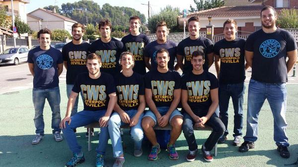 cw_sevilla's tweet photo. Ya esta el primer equipo en Barcelona para comenzar la liga  contra @CNRUBI http://t.co/ojwtKb2haM