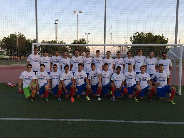 eeloylopez's tweet photo. #juvenil14 #cfcullera #peluqueriajgarrigos #newpixel #camisetesmolones @NewPIXELpub http://t.co/18No2XxEIL