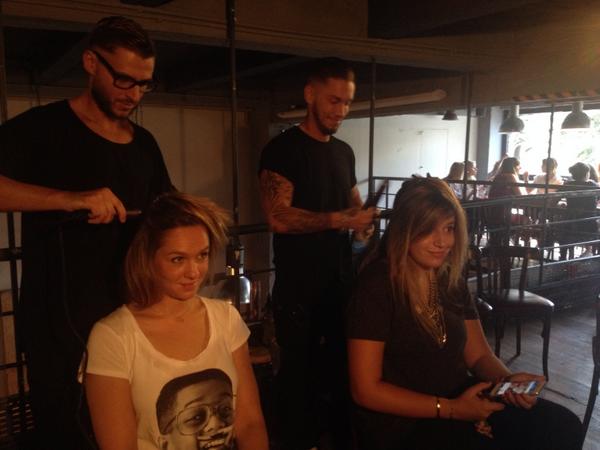 MathildeVau's tweet photo. @PhilipsFrance #coiffure @youmakefashion http://t.co/5cUCpogT4D