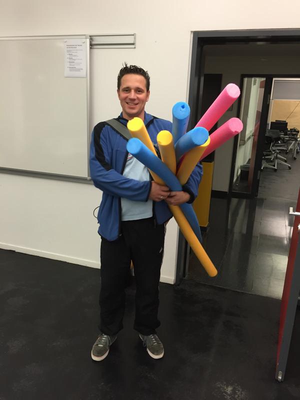 gibro's tweet image. Auf dem Weg zur Aqua Fitness #echat14