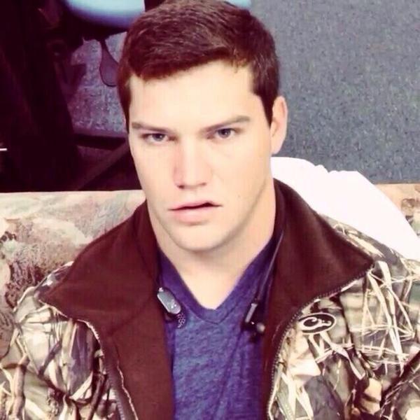 RestlessRdArmy's tweet photo. #AndrewSaturday "Restless Road sucks" @Andrew_Scholz and Roadies: http://t.co/6k2CxX5h98
