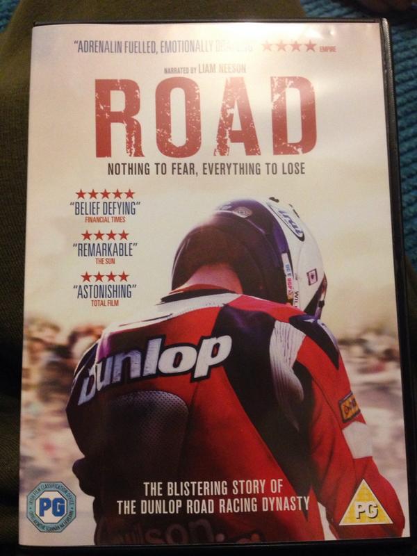 KnightCarper's tweet image. Yeeeeha about time got this thanks baby @samireland22 #road #roadracing #dunlops