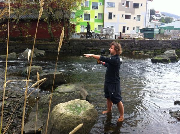 RustenSpikerF's tweet image. Filmer scene #18 til Ingen Manns Land.