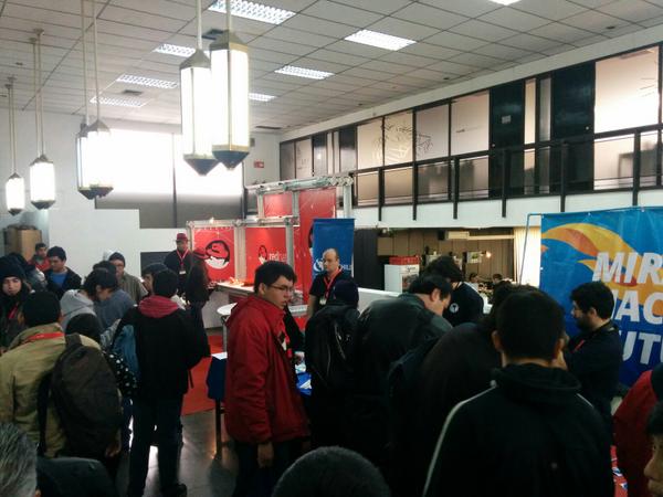 FreeSoftware_CL's tweet photo. Los stands en el #SFD2014 #Chile http://t.co/h5YpzPCDhI