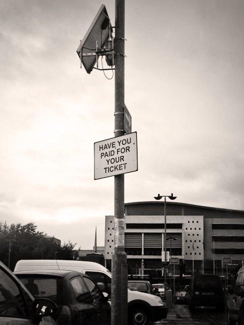 HeyItsChrisL's tweet image. #NoQuestionMark #GrammarProblems #GrammarNazi