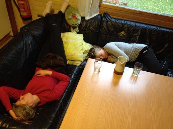 UllersO's tweet photo. Man blir litt sliten etter Hu &amp; Hei... http://t.co/PzJg9DEYCu