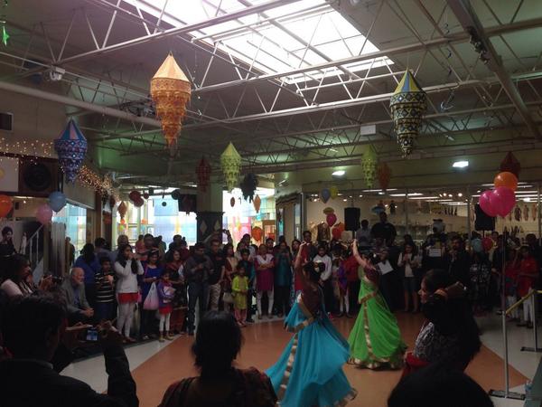 ateague7's tweet image. Come see the arts and dancing at Global Mela today! #GlobalMela