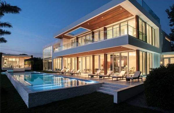 DoralLuxury tweet picture