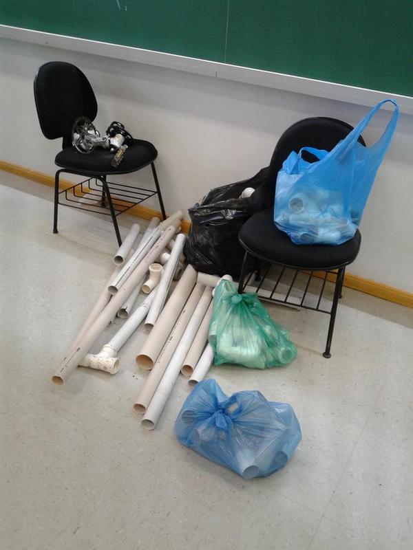 mileide_mse's tweet photo. Reciclagem agora única coisa que falta
#ENGENHARIAUP #UP#EQ24 http://t.co/M2sq4tXZWp