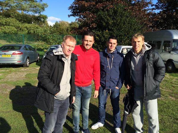 Great day watching @salfordcityfc with @MattKiddle Thanks @fizzer18 for the pic! #unitedlegends #scholes #neville