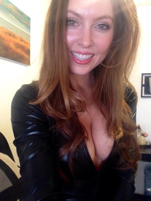 Live Online Now! Cum hang out with me and help me win Today's Tip Contest!  http://t.co/28nmJgNoXL http://t<a href="/tag/natural"class="tags"><span>#natural</span></a><a href="/tag/glamour"class="tags"><span>#glamour</span></a>