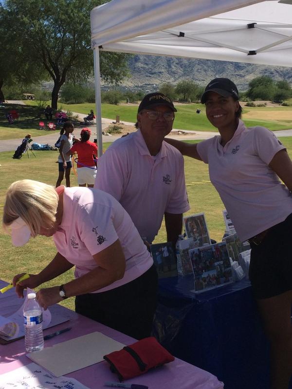 TheFirstTeePhx's tweet photo. Quick change and now it's time for These Girls Rock!! @TheFirstTee @LPGAGirlsGolf @PhoenixParks #FallFest14 http://t.co/uKABahSWkP