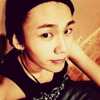 AtaraVip's tweet photo. Angelo bello auguri *-* #1004IlhoonDay http://t.co/nBc7bdJaLT