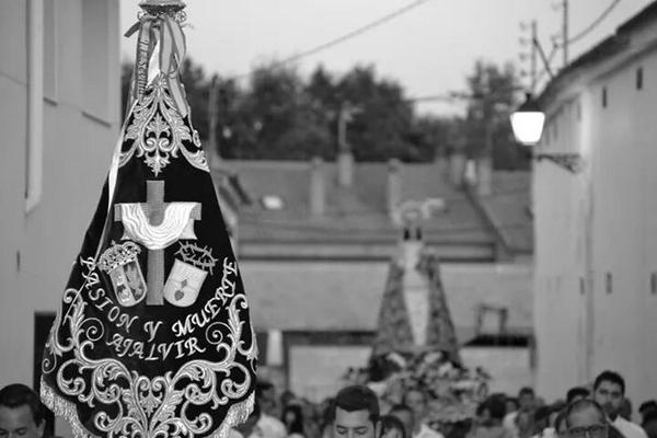 AmPasionyMuerte's tweet photo. Mañana actuamos en Cobeña, nuestra primera vez en la localidad vecina. A las 18:00 con la Virgen del Rosario. #tourpm http://t.co/SwBf6UB2zO