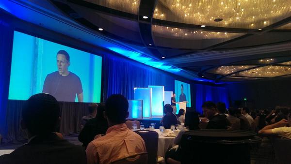 CohortQBU's tweet photo. Peter Thiel talks entrepreneurship over lunch.  #ROMBA2014 http://t.co/WeAQypopOd