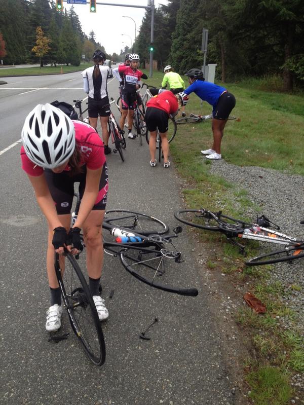 denise_ramsden's tweet image. Fun ride this morning with the @EVcycling women! Could have used a @thevelofix follow van though- I'm bad luck