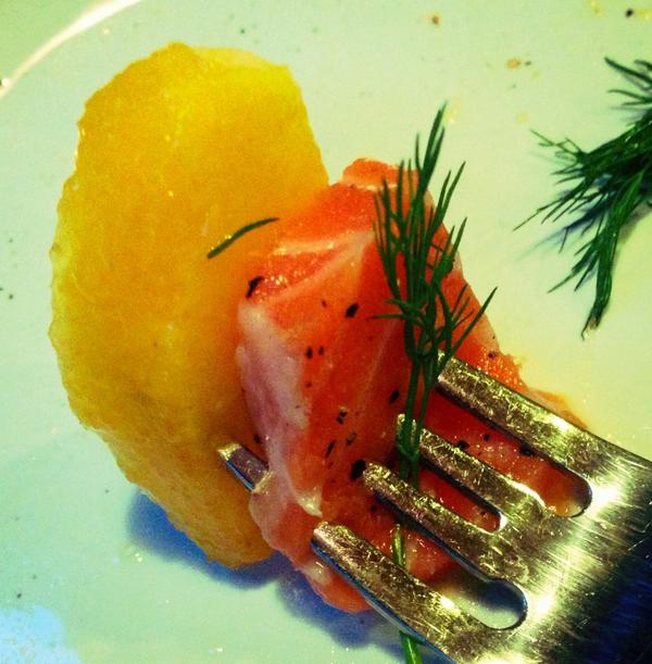 LowellsSeattle's tweet photo. Sous Vide Fresh King Salmon with Dill &amp; Mango, squeeze of lime. (Thank you #chefsteps for inspiring me http://t.co/cucEid7z5b