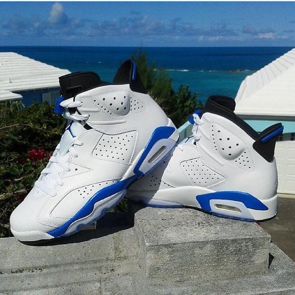 MacBreezy93's tweet photo. “@kicksonfire: Sport Blue 6s in paradise. (pic by @rule53) http://t.co/TQdKFceoyZ”