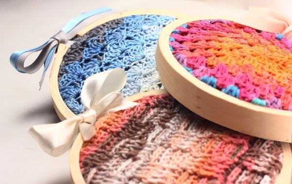 ReemRoseCrochet's tweet photo. #كروشية #حياكة  
 #crochet #handmade #hoopart #zoom✨🍁 http://t.co/dMpbX0s0WZ