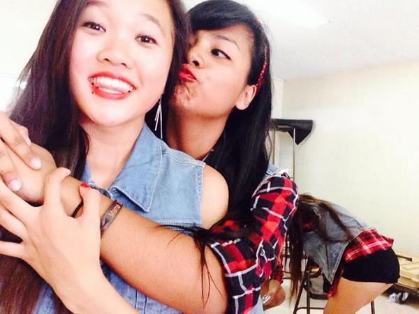 jmchau_'s tweet image. Im a retarded cow LOOOL but I love my bb Emi :) #bbem