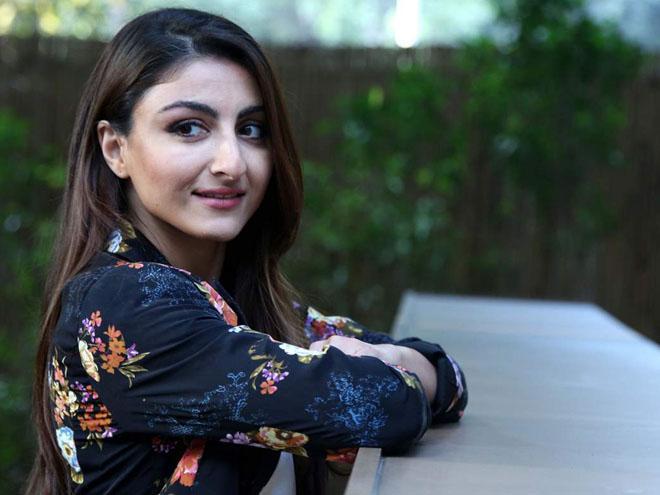   ashfaqahmed24 anuska-kapp Happy birthday to Soha Ali khan 