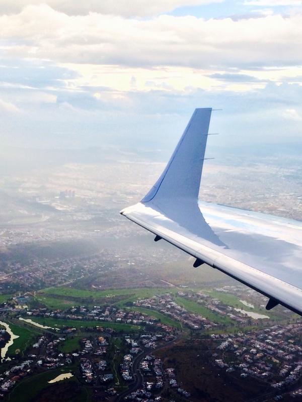 alexoficial's tweet photo. Llegando A Queretaro! Animooo! Rumboo al Show! http://t.co/F0Jf0ktrj1