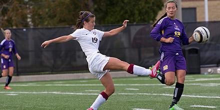Women's Soccer -- The Marauders put up the barricades and came away with a point on Saturday: marauders.ca/news/2014/10/4…