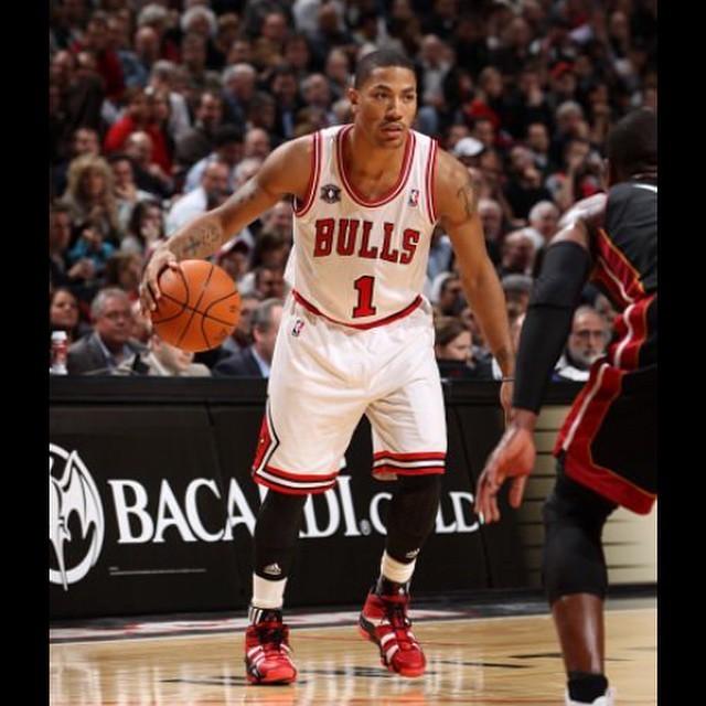 Kicksonfire Happy birthday, Derrick Rose 