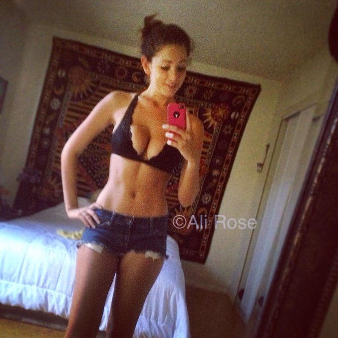 #sexyselfiesaturday http://t.co/CFD56XARvO<a href="/tag/sexyselfiesaturday"class="tags">#sexyselfiesaturday</a>