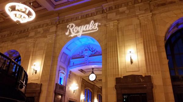 KansasCity's tweet photo. #KCMORoyalBlue RT @askeegan: Union Station done up in Royals Blue. @UnionStationKC @KCMO @Royals http://t.co/2RmzQaQfCW
