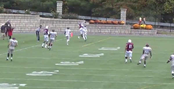 BleacherReport's tweet photo. VIDEO: A DII WR reaches over two defenders to snag a beautiful one-handed TD. http://t.co/l9oY2eyfc6 http://t.co/U7aYdAU6h8