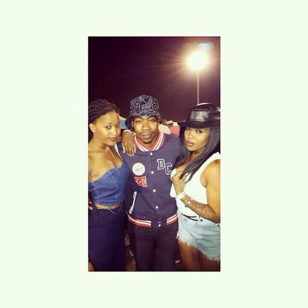 CFC_BluesClues's tweet image. that bucket hat my king *salute*"@Sprkz_Reptz: #FunMasters #FunMastersPicnic http://t.co/epRCRFlBuB"