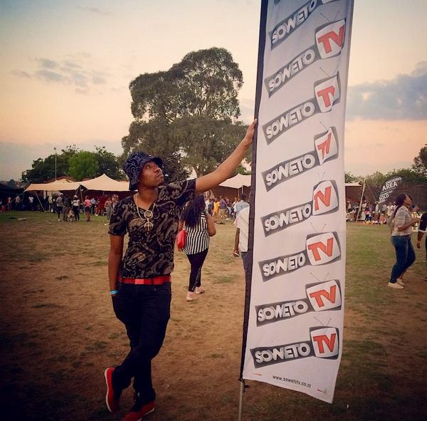 CFC_BluesClues's tweet image. that bucket hat my king *salute*"@Sprkz_Reptz: #FunMasters #FunMastersPicnic http://t.co/epRCRFlBuB"