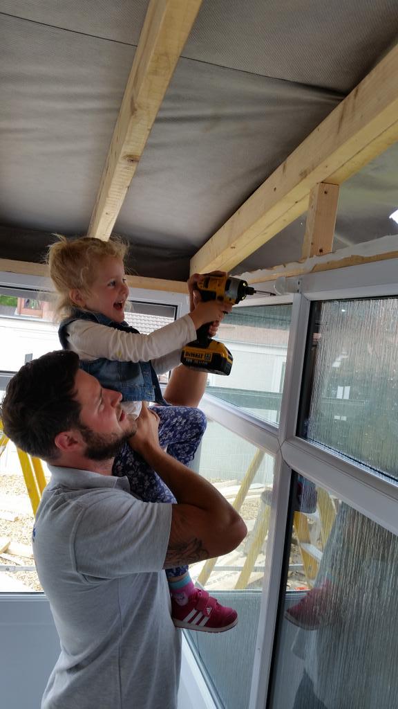 HomeSafeInfo's tweet image. Help daddy at work day! : )