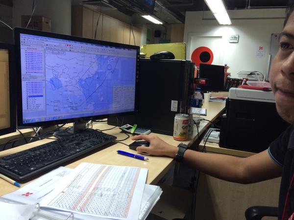jfkjohan's tweet photo. Yes we know about the typhoon hitting Japan, working with flight ops to reroute ourselves away from it. #D7522 http://t.co/It2aCgRfAl