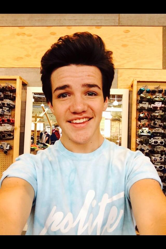        HAPPY BIRTHDAY AARON CARPENTER AND MAHOGANY LOX FROM NEW YORK!!!       