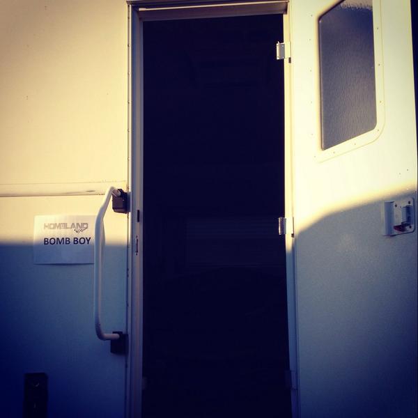 NimratOfficial's tweet photo. Look who's in front of my trailer today !! Time for some action 😎😈 #onlyonHomeland http://t.co/Fg41Bkfu4P