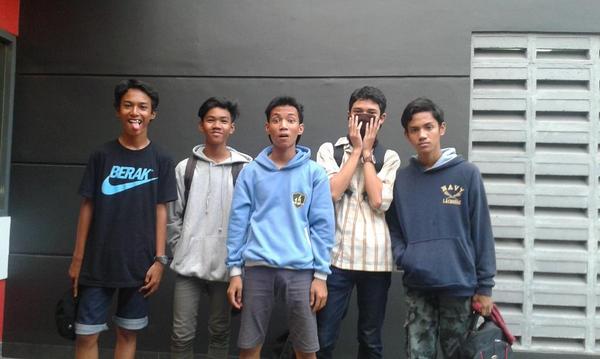 Sebagian dr keluarga kecil kami.