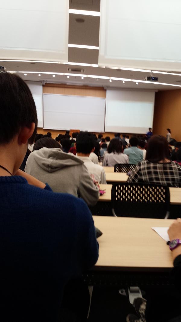大阪経済大学の公募推薦入試対策講座なう なんか隣のインキャ軍団の笑い方がすごくクサい あと45分も我慢できそうにない Http T Co Shtyq39mvw