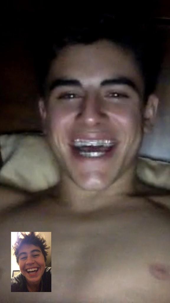 Nashgrier's tweet photo. Hahahaha I love @jackgilinsky http://t.co/uNvIdKCoq9