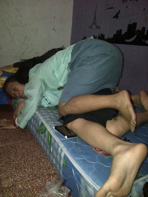 Abis kane, jd bgini haha=)) <a href="/atktrihryni/">Atika</a> <a href="/annabheoo/">Beo</a>