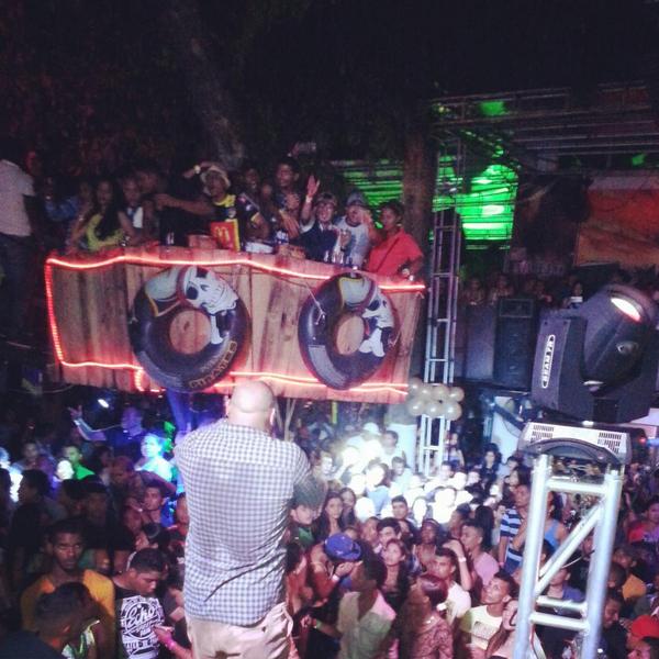 ChillOutPma's tweet photo. El @dubosky prendio esta vaina!!! #AmazingSaturdays. http://t.co/jVPfjMHOP1