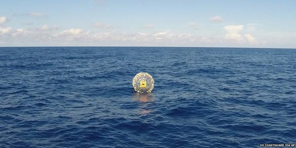 BBCNorthAmerica's tweet image. Man rescued as he tried to go from US to Bermuda in inflatable pod bbc.in/1pWLi6l