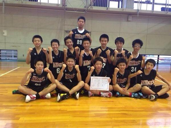 Amg Buddy S Basketball Club A Twitter バディーズジュニアu 13 14 沼田カップ準優勝メンバー ちょっとビックリな成績 中学部活やってない選手何人いるんだっけ クラブチームのみでも充分選手は育つんだな ジュニアスタッフ流石です Http T Co