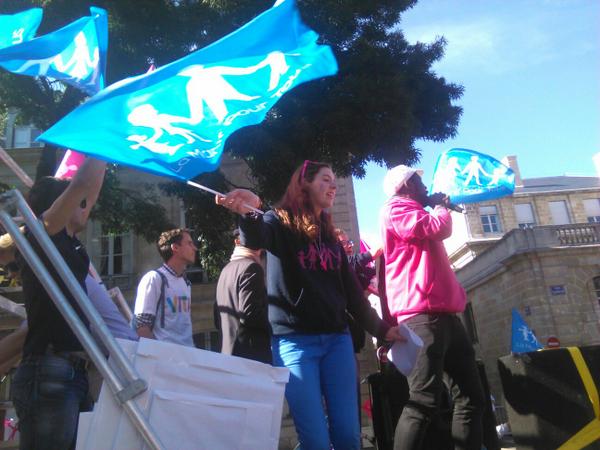AFCdeBordeaux33's tweet photo. #5oct
Mannau : "Théorie du genre sache qu'on' ne lâchera pas"! http://t.co/kxgynIkoe3
