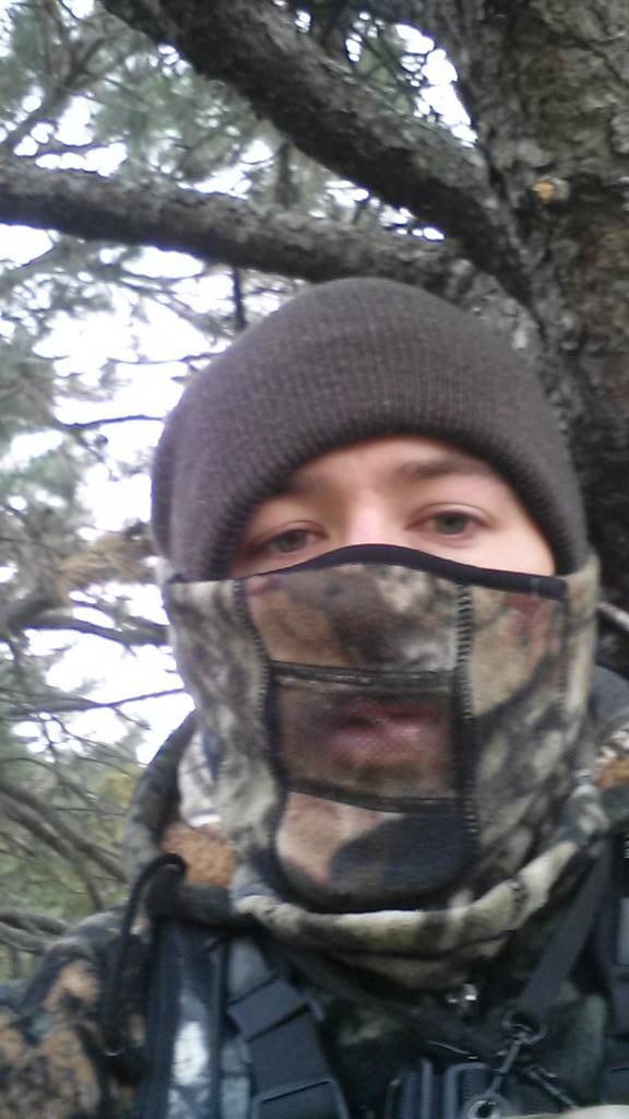 perchman4's tweet photo. @OUTDChannel cold morning in South Dakota #huntingselfie http://t.co/clxLrsLG3y
