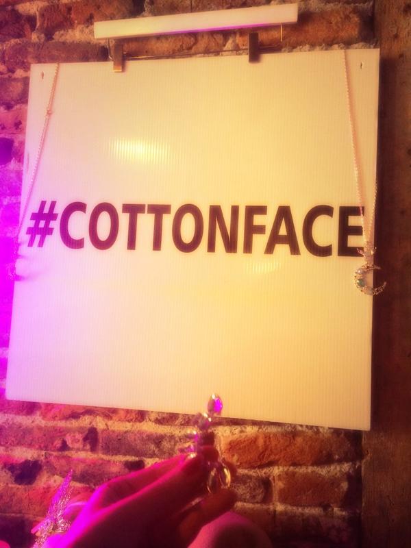 FreakySmudge's tweet image. These snaps at yesterday's #fleastylemarket with some amazing thrifty finds including the style at #cottonface 😍