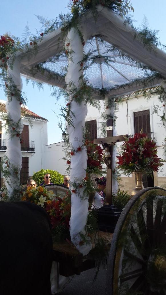 moraosalhgrande's tweet photo. El Cristo de las Agonias a su paso por la ermita de San Sebastián. #Romeria14 http://t.co/1iYCxvI4A2