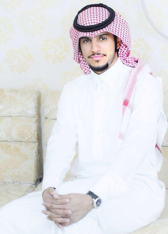 5alidArt's tweet photo. احبابي #احمد_الشومر  و #فرج_العطوي رايحين الى #الاردن .. عسى ربي يسعدهم ويحفظهم #التكية2 
@Faraj_alatowi @alshwmer http://t.co/R9UQOAUsLX