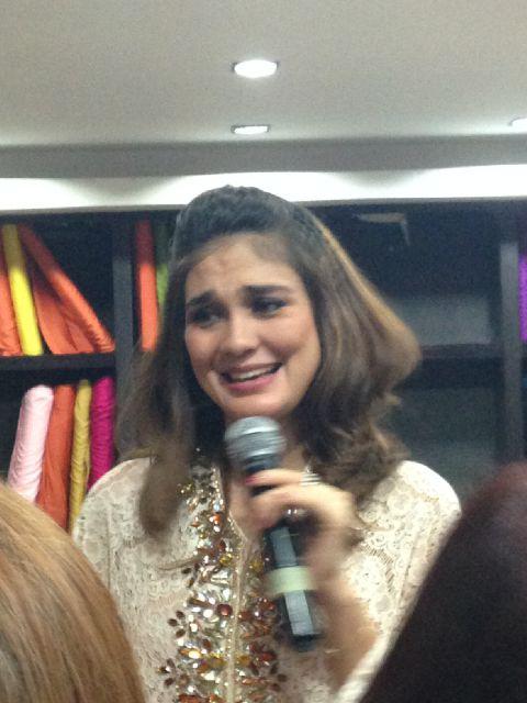 OffLunasee_Bdg's tweet photo. @LunaMaya26 ;) http://t.co/KmTQ4w8Ent